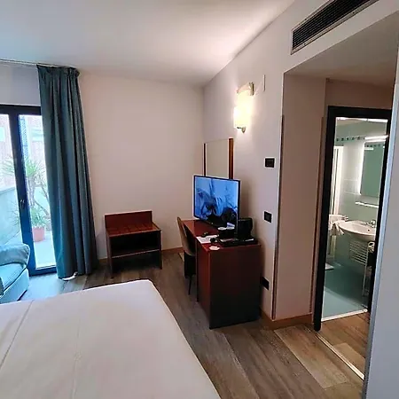 Centrale Otel